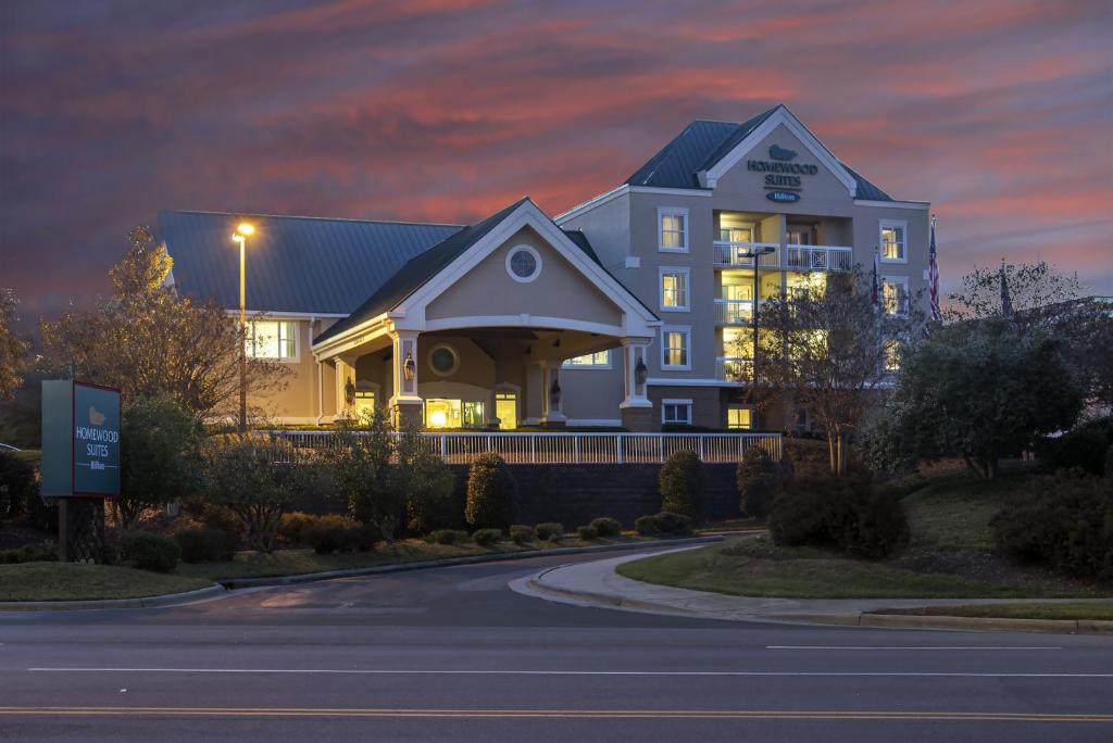 Homewood Suites Durham-Chapel Hill I-40 Main image 1